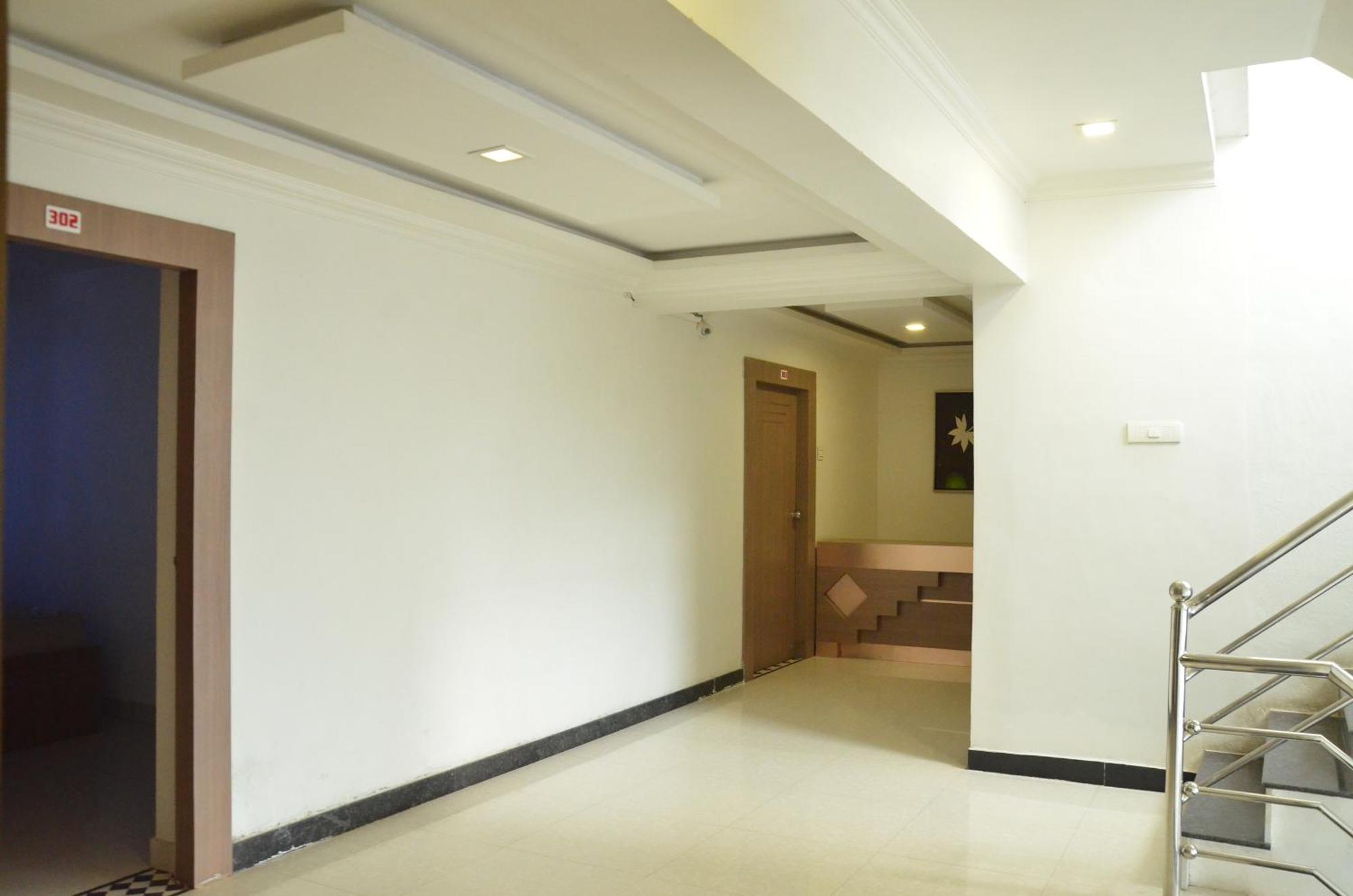 Golden Grand By Xury Hotels Tiruchchendūr Esterno foto